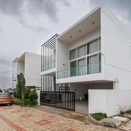 Celestial Sapphire Villa Pvt Pool Veg Food 4Bhk Dod Ballāpur Exterior foto
