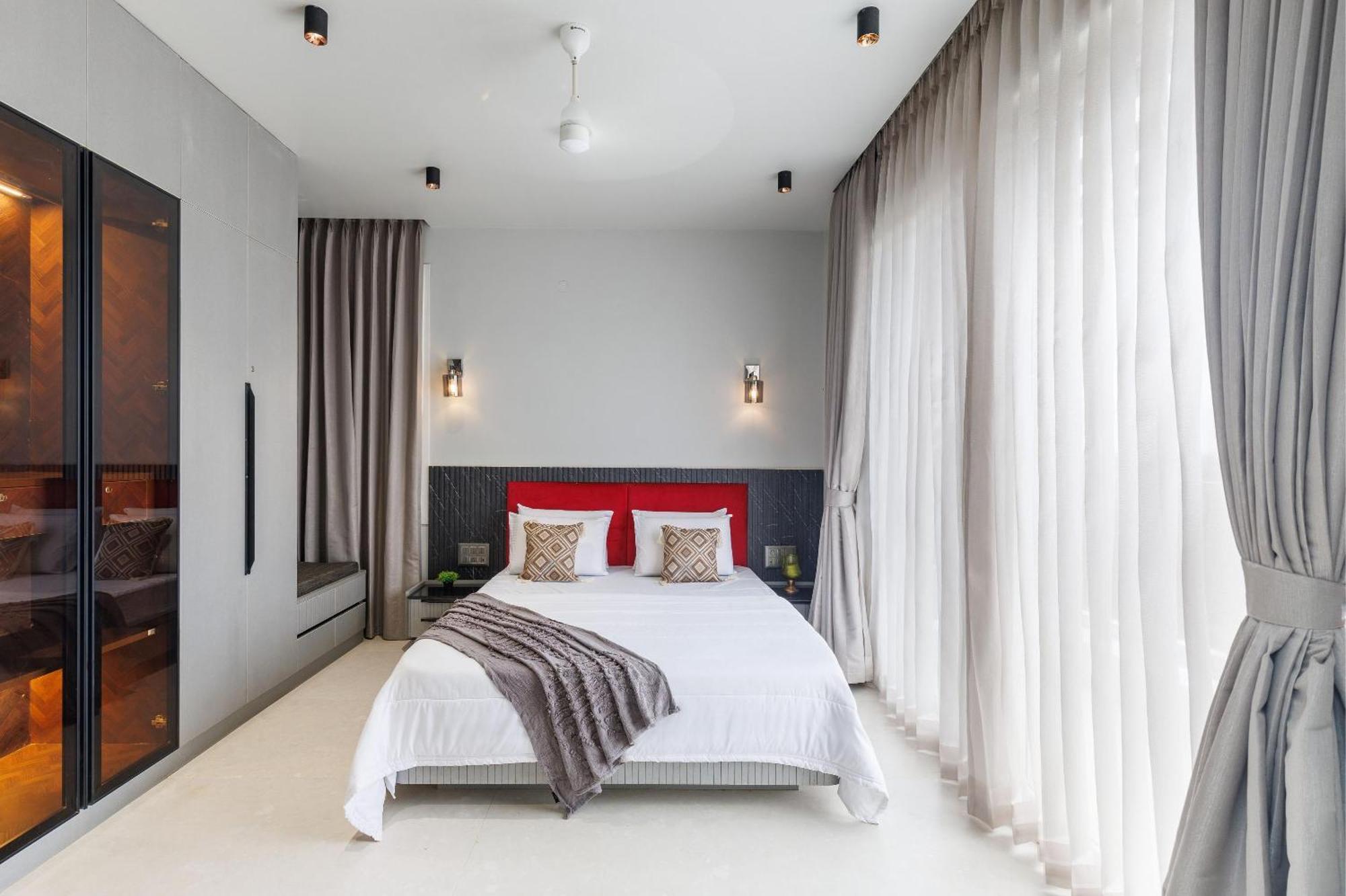 Celestial Sapphire Villa Pvt Pool Veg Food 4Bhk Dod Ballāpur Exterior foto